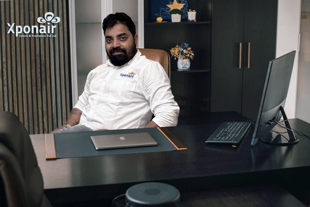 Director 2